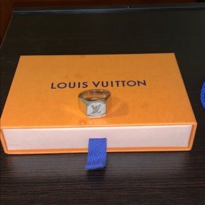 Louis Vuitton Signet Ring Engraved Monogram